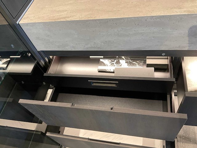 Elise badmeubel met wandkasten-kranen en spiegels - afbeelding 13 van  15