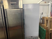 Elite gs611 vriezer - afbeelding 2 van  4