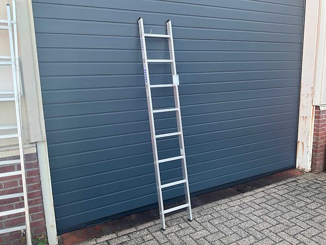 Elko ladder (3x) - afbeelding 1 van  4