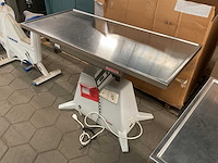 Elkutec v110 examination table - afbeelding 4 van  6