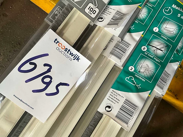 Ellen - pds-b - zelfklevend dorpelstrip - deurbeslag ramen en deuren (8x) - afbeelding 3 van  4
