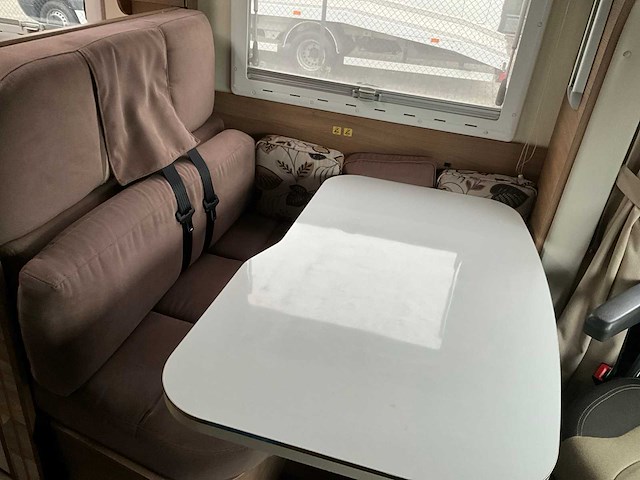 Elnagh - t-loft - 530 - hefbed - enkele bedden - camper - 2017 - afbeelding 6 van  40