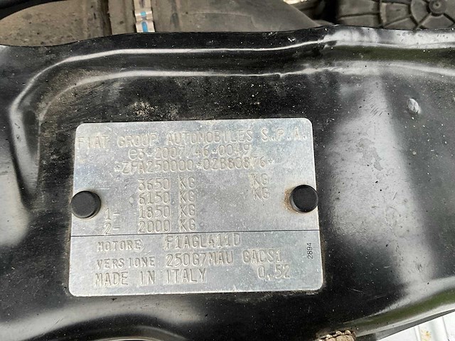 Elnagh - t-loft - 530 - hefbed - enkele bedden - camper - 2017 - afbeelding 20 van  40