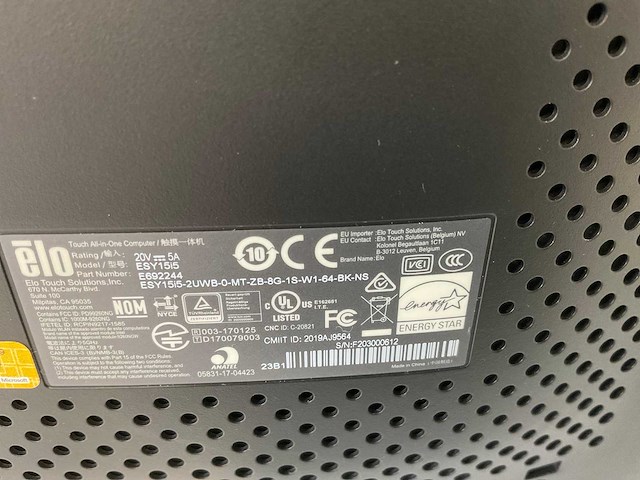 Elo touch solutions elo i5 15.5”, core(tm) i5 8th gen, 16 gb ram, 250 gb ssd all-in-one desktop (7x) - afbeelding 2 van  25