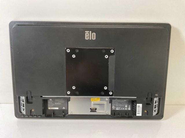 Elo touch solutions elo wlids i5 15.5”, core(tm) i5 6th gen, 16 gb ram, 250 gb ssd all-in-one desktop (6x) - afbeelding 13 van  23