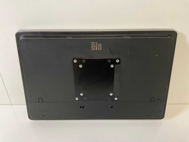 Elo touch solutions elo wlids i5 15.5”, core(tm) i5 6th gen, 16 gb ram, 250 gb ssd all-in-one desktop (6x) - afbeelding 16 van  23