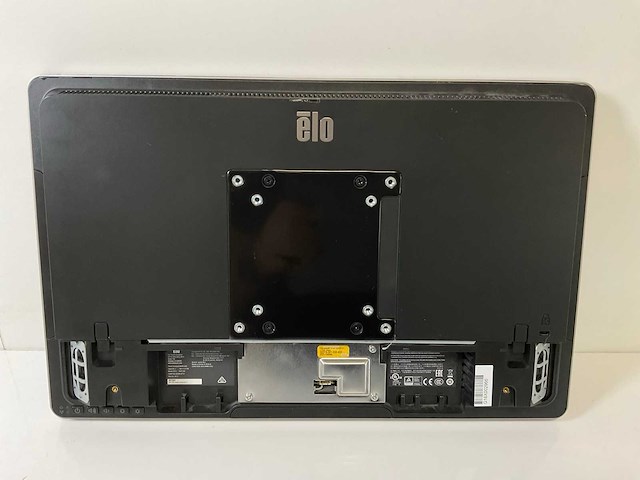 Elo touch solutions elo wlids i5 15.5”, core(tm) i5 6th gen, 16 gb ram, 250 gb ssd all-in-one desktop (6x) - afbeelding 4 van  22