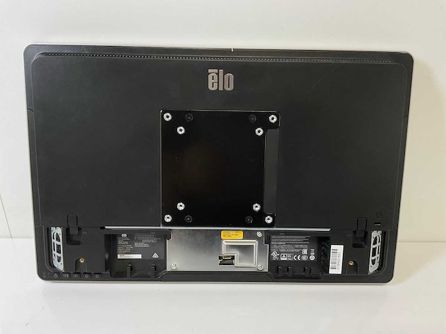 Elo touch solutions elo wlids i5 15.5”, core(tm) i5 6th gen, 16 gb ram, 250 gb ssd all-in-one desktop (6x) - afbeelding 7 van  22