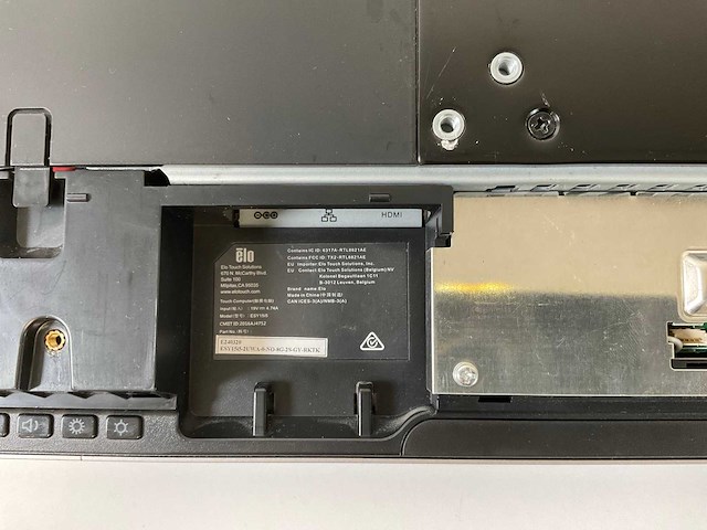 Elo touch solutions elo wlids i5 15.5”, core(tm) i5 6th gen, 16 gb ram, 250 gb ssd all-in-one desktop (6x) - afbeelding 11 van  22