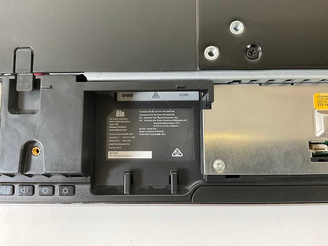 Elo touch solutions elo wlids i5 15.5”, core(tm) i5 6th gen, 16 gb ram, 250 gb ssd all-in-one desktop (6x) - afbeelding 15 van  22