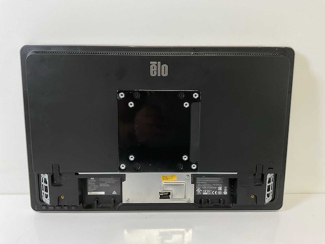 Elo touch solutions elo wlids i5 15.5”, core(tm) i5 6th gen, 16 gb ram, 250 gb ssd all-in-one desktop (6x) - afbeelding 18 van  22