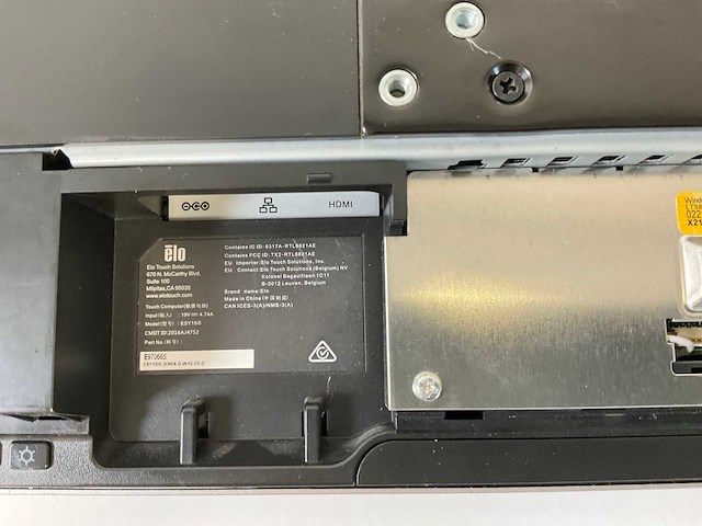 Elo touch solutions elo wlids i5 15.5”, core(tm) i5 6th gen, 16 gb ram, 250 gb ssd all-in-one desktop (8x) - afbeelding 22 van  25