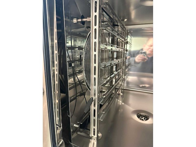 Eloma multimax 6-11 6-plaats zelfreinigend centrum “demo model” - afbeelding 7 van  9