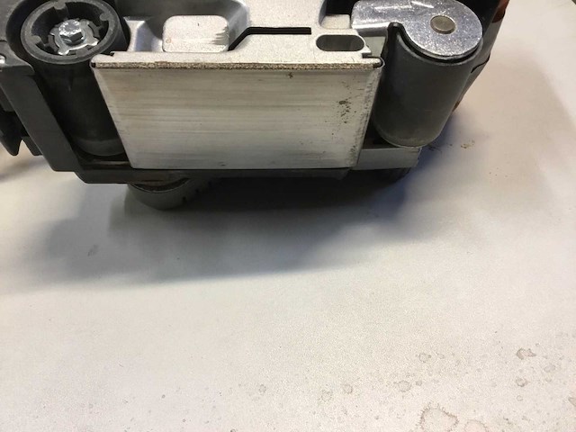 Elu bandschuurmachine - afbeelding 2 van  3