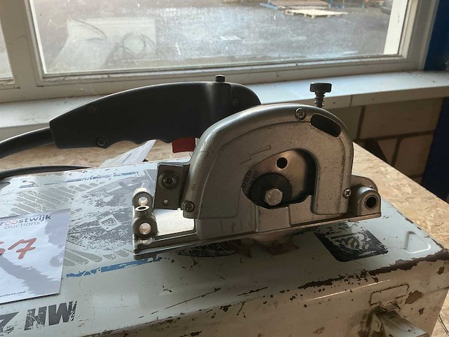 Elu mh 25 cirkelzaagmachine - afbeelding 2 van  3