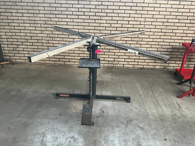 Elumatec dt1000 draaibare werktafel - afbeelding 2 van  5