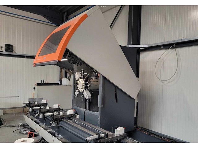 Elumatec rbf8 profiel bewerkingsmachine - afbeelding 2 van  9