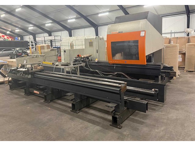 Elumatec rbf8 profiel bewerkingsmachine - afbeelding 9 van  9