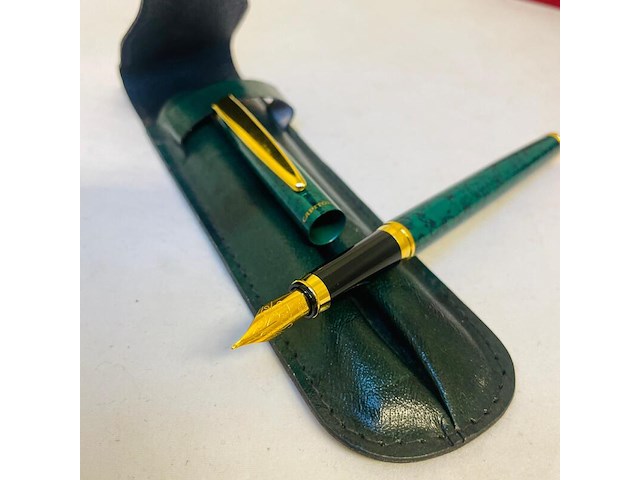 Elysee 22kt gouden clip en frills 3 micron marble green - afbeelding 1 van  5