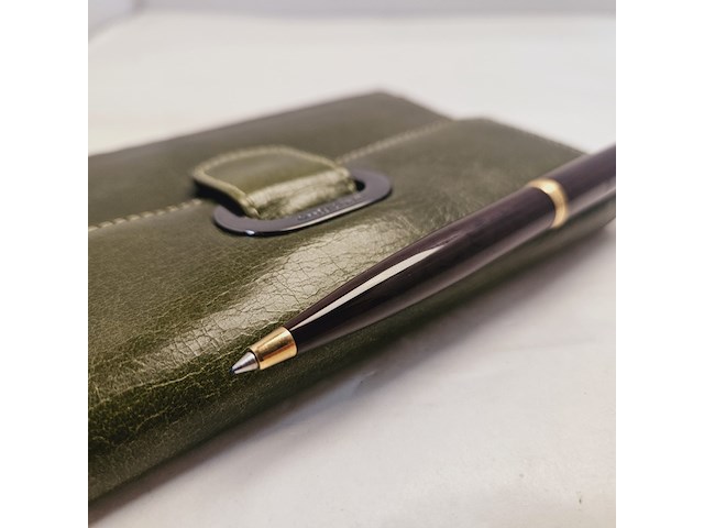 Elysee capitol 18kt gp balpen inclusief leren claudio ferrici notitieboek - afbeelding 4 van  9