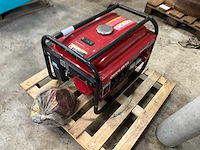 Em4800ex stroomgenerator - afbeelding 3 van  5