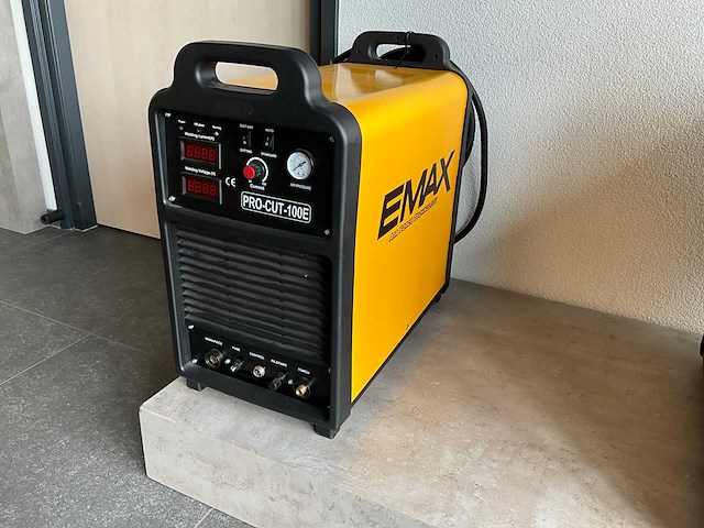 Emax pro cut 100e plasmasnijmachine - afbeelding 1 van  8