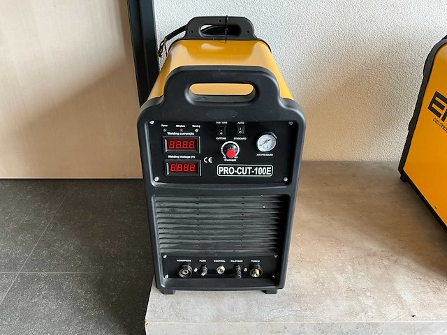 Emax pro cut 100e plasmasnijmachine - afbeelding 2 van  8