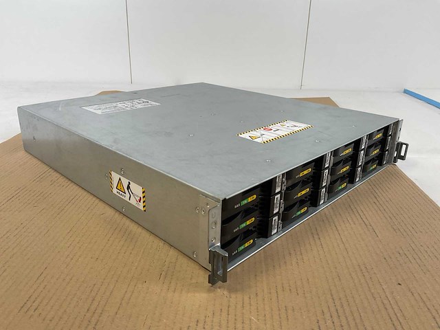 Emc (eae), 6x 2 tb sas (hus726020als210) - 6x 1 tb sas(st1000nm0001) network attached storage - afbeelding 4 van  10