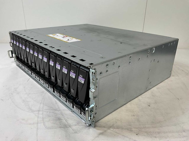Emc (ktn-stl3) 3x 300 gb sas(hus156030vls60) - 4x 300 gb (st3300657ss) - 4x 300 gb sas(huc156030css200) - 1x 300 gb sas(st300mp0026) 3x 300 gb sas(hdeae02eaa51) disk array enclosure - afbeelding 7 van  12