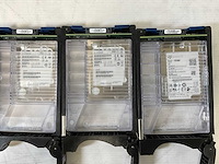 Emc (ktn-stl3) 9x 300 gb sas(hdeae02eaa51) - 3x 300 gb sas(huc156030css200) - 1x 300 gb sas(hus156030vls600) - 1x 300 gb sas(st300mp0026 disk array enclosure - afbeelding 9 van  11