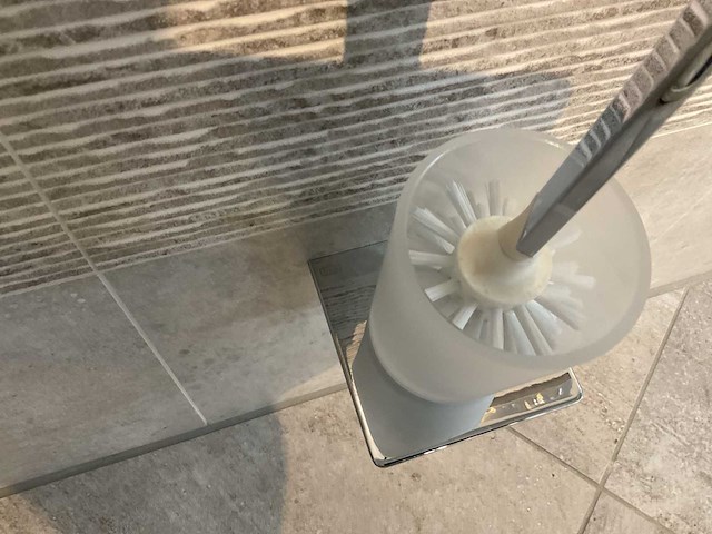 Emco - art - wandtoiletborstel - afbeelding 4 van  5