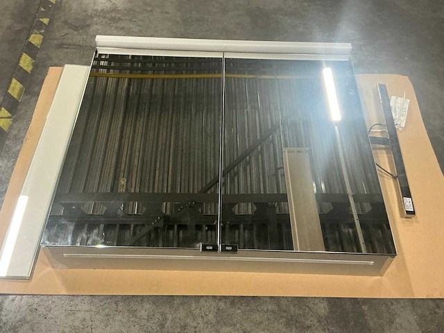 Emco - asis flat spiegelkast 80x70cm met led-verlichting - mirrors - afbeelding 3 van  4