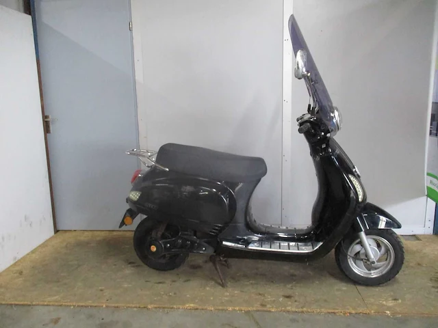 Emco - bromscooter - novantic classic riva - e-scooter - afbeelding 8 van  11