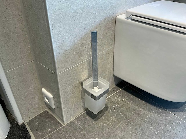 Emco - loft - wandtoiletborstel - afbeelding 1 van  6