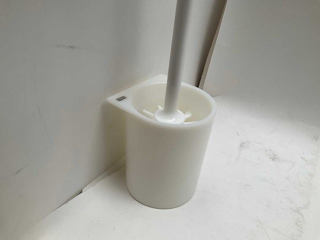 Emco flow toiletborstelgarnituur wandbevestiging - afbeelding 3 van  5