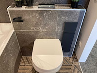 Emco inbouwborstelgarnituur en closetrolhouder - afbeelding 1 van  5