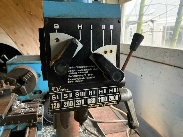 Emco maximat super 11 centerdraaibank met kolomboor hulpstuk - afbeelding 11 van  12