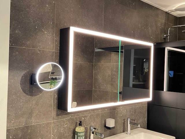 Emco spiegelkast en scheerspiegel - afbeelding 1 van  7