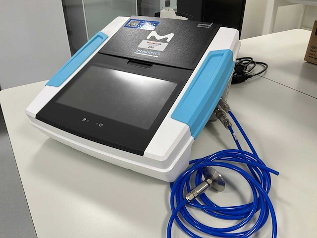 Emd millipore integritest 5 filter integriteitstestinstrument - afbeelding 1 van  2