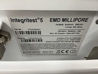Emd millipore integritest 5 filter integriteitstestinstrument - afbeelding 2 van  2