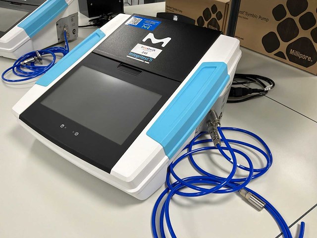 Emd millipore integritest 5 filter integriteitstestinstrument - afbeelding 2 van  3