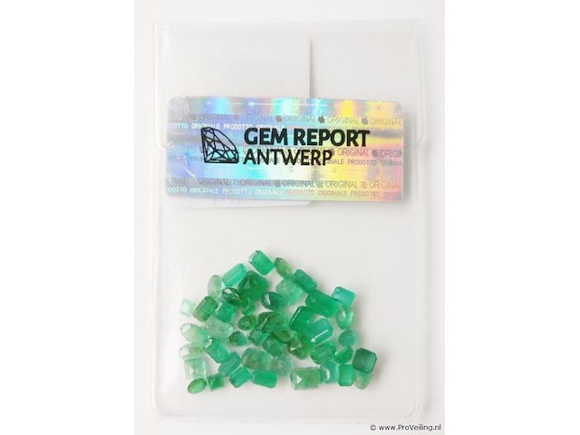 Emerald 15.87ct gra certified - afbeelding 2 van  4