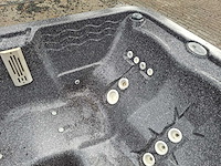 Emerald 4 persoons jacuzzi en buitenspa - afbeelding 8 van  27