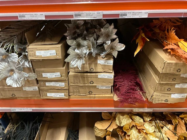 Emerald en silka kunstbloemen - afbeelding 2 van  15