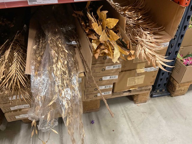 Emerald en silka kunstbloemen - afbeelding 12 van  15