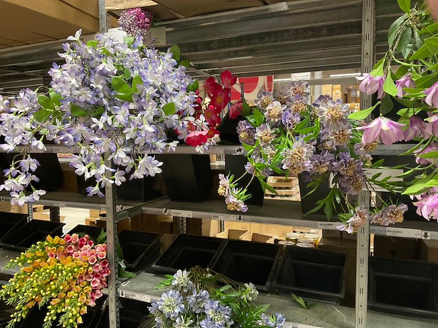 Emerald en silka partij zijde bloemen - afbeelding 1 van  12