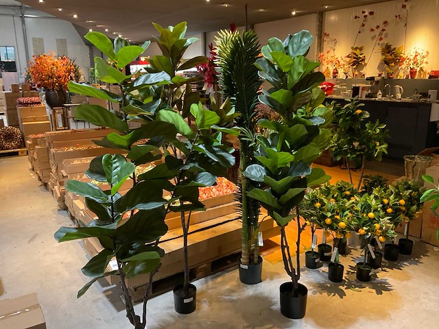 Emerald kunstbomen (4x) - afbeelding 1 van  5