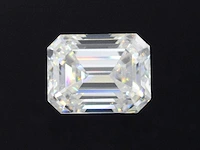 Emerald moissaniet 2.00 ct - afbeelding 2 van  2