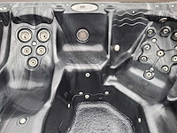 Emerald spa 7 persoons jacuzzi en buitenspa - afbeelding 16 van  28