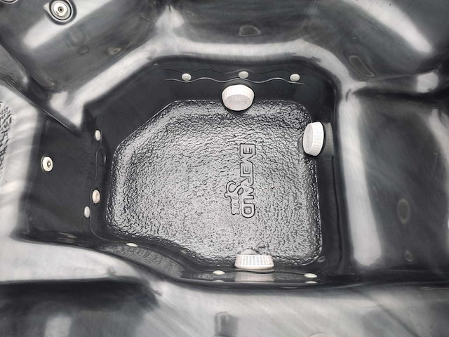 Emerald spa 7 persoons jacuzzi en buitenspa - afbeelding 23 van  28